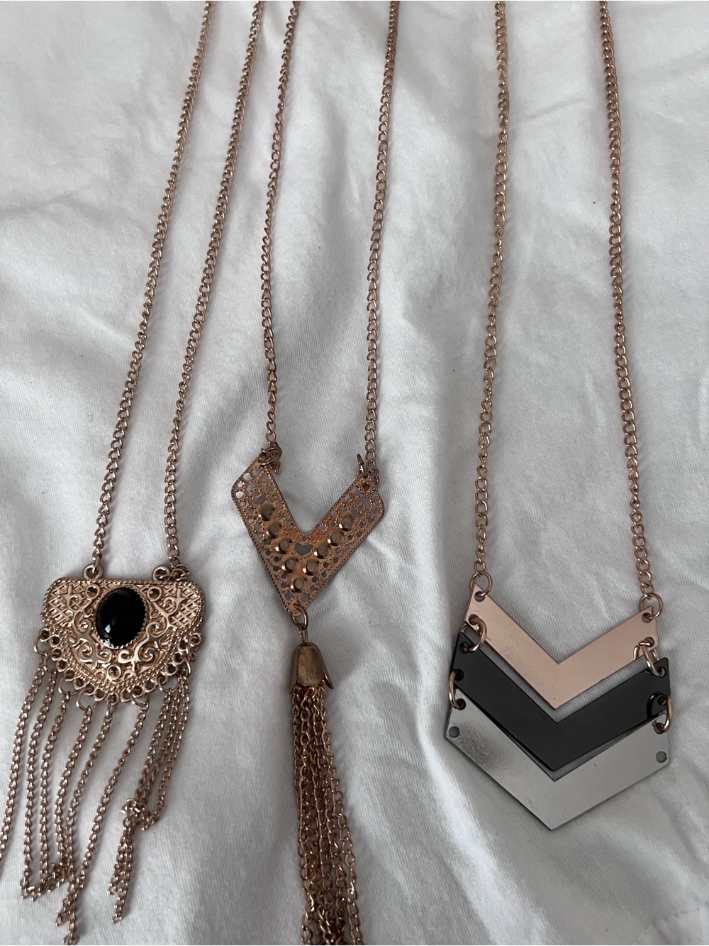 Rose Gold Chevron Pendant Necklace - Women Jewelry set of 3